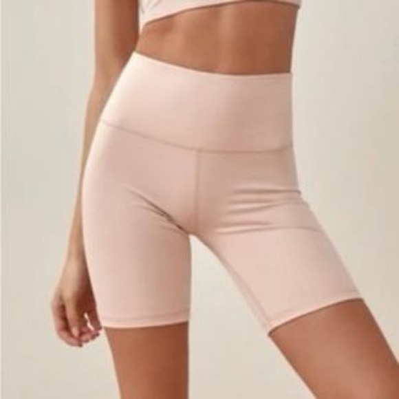 Reformation High Rise 7" Bike Short in Serenade - Picture 1 of 7